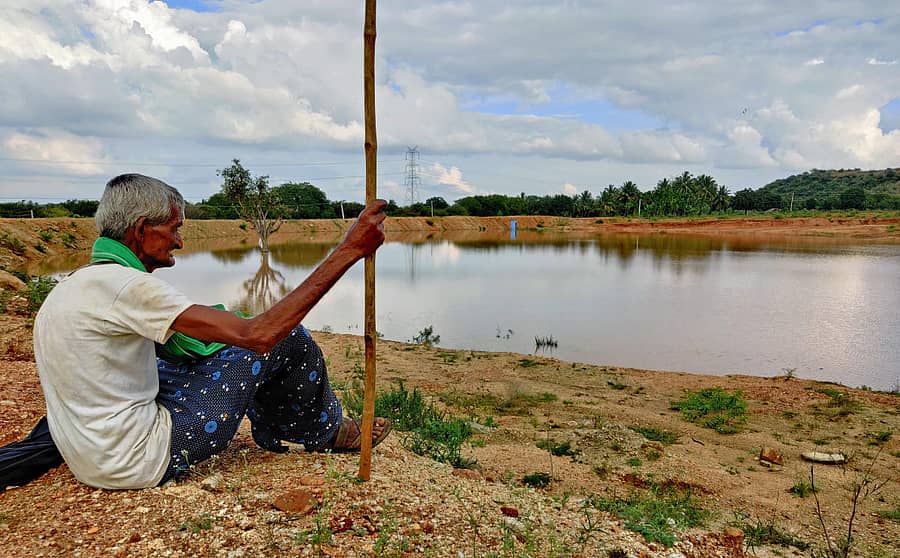 ಧರ್ಮಸ್ಥಳ ಗ್ರಾಮಾಭಿವೃದ್ಧಿ ಸಂಸ್ಥೆಯಿಂದ ‘ನಮ್ಮೂರು ನಮ್ಮ ಕೆರೆ’ ಯೋಜನೆಯಡಿ ಪುನಶ್ಚೇತನಗೊಂಡ ತುಮಕೂರು ಜಿಲ್ಲೆ ಶಿರಾ ತಾಲ್ಲೂಕಿನ ಬೆಂಚೆ ಗ್ರಾಮದ ಹೊಸ ಕೆರೆ –ಪ್ರಜಾವಾಣಿ ಚಿತ್ರ/ಕೃಷ್ಣಕುಮಾರ್ ಪಿ.ಎಸ್.