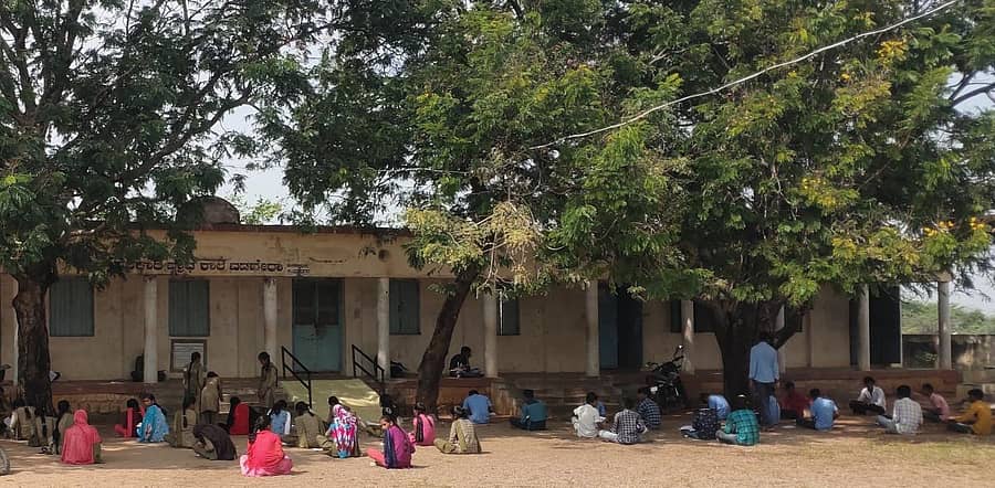 ವಡಗೇರಾ ಪಟ್ಟಣದ ಸರ್ಕಾರಿ ಪ್ರೌಢಶಾಲೆ