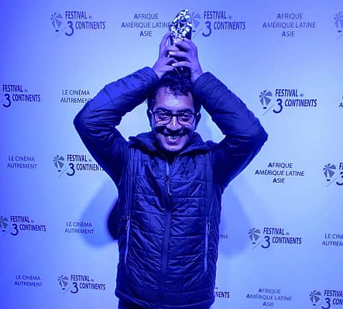 ಪ್ರಶಸ್ತಿಯೊಂದಿಗೆ ನಟೇಶ ಹೆಗಡೆ