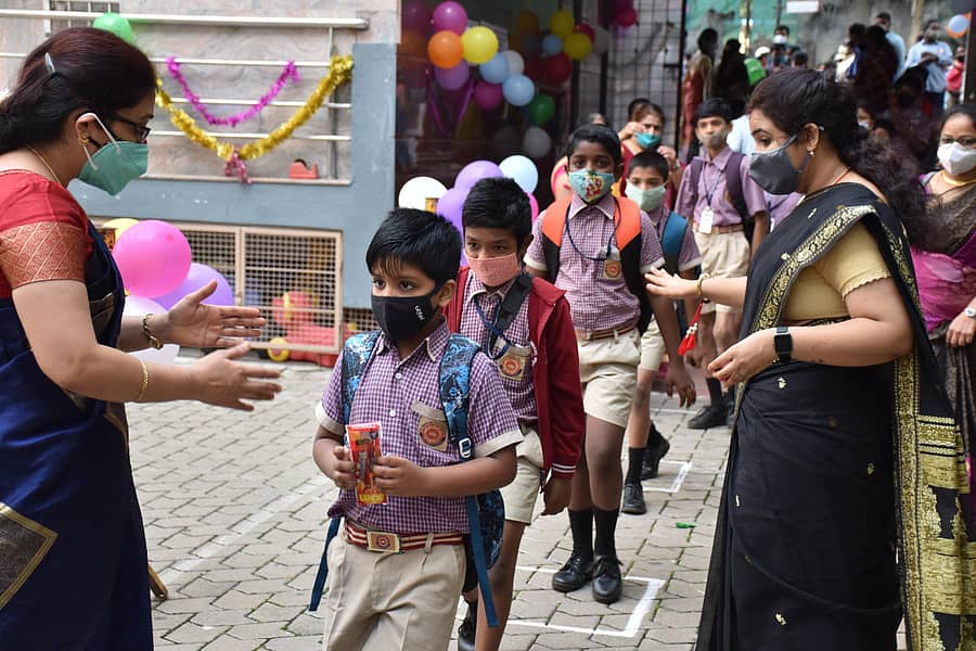 ವಿದ್ಯಾರ್ಥಿಗಳು ಶಾಲೆಯತ್ತ....–ಸಂಗ್ರಹ ಚಿತ್ರ