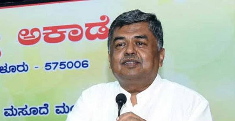 ವಿಧಾನ ಪರಿಷತ್ ಸದಸ್ಯ ಬಿ.ಕೆ. ಹರಿಪ್ರಸಾದ್