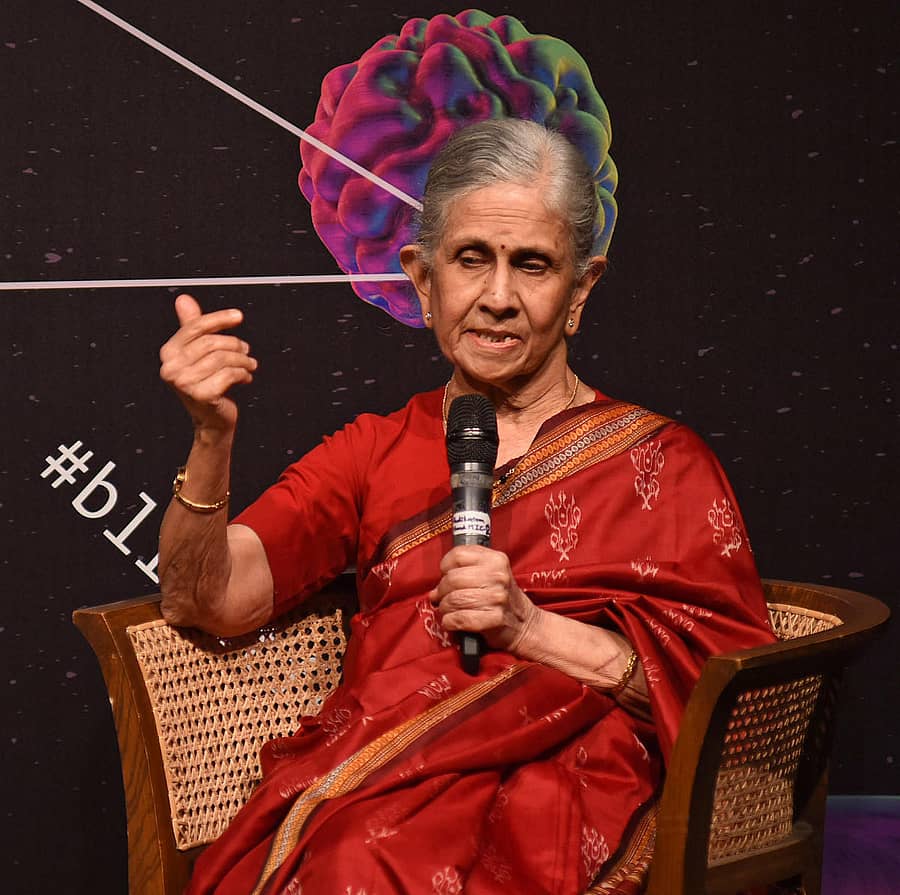 ಶಶಿ ದೇಶಪಾಂಡೆ