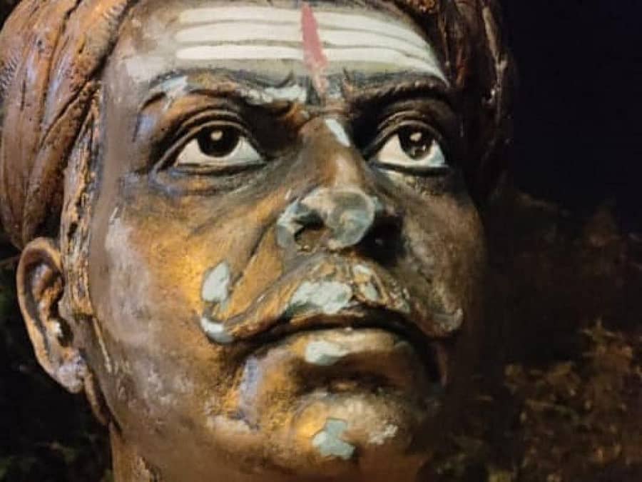 ಬೆಳಗಾವಿಯ ಅನಗೋಳದ ಕನಕದಾಸ ಕಾಲೊನಿಯಲ್ಲಿ ಕಿಡಿಗೇಡಿಗಳು ಸಂಗೊಳ್ಳಿರಾಯಣ್ಣ ಪ್ರತಿಮೆ ಭಗ್ನಗೊಳಿಸಿದ್ದಾರೆ