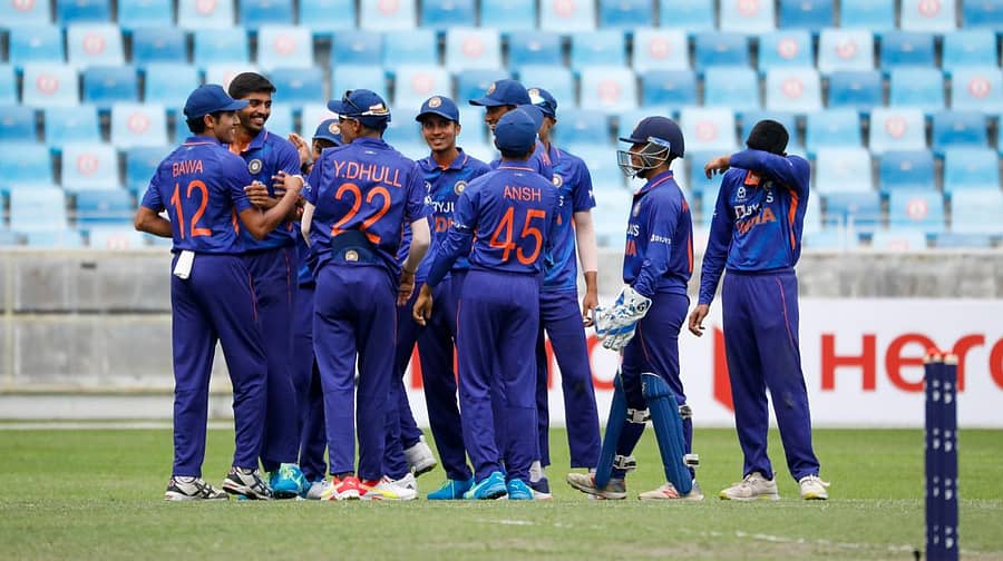 ಶ್ರೀಲಂಕಾ ತಂಡದ ವಿಕೆಟ್ ಉರುಳಿದಾಗ ಸಂಭ್ರಮಿಸಿದ ಭಾರತದ ಆಟಗಾರರು –ಬಿಸಿಸಿಐ ಟ್ವಿಟರ್ ಚಿತ್ರ