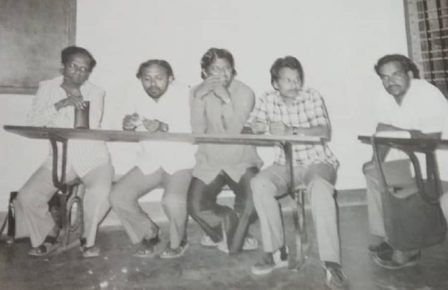 1984ರಲ್ಲಿ ದಾವಣಗೆರೆಯಲ್ಲಿ ನಡೆದಿದ್ದ ಬಂಡಾಯ ಸಾಹಿತ್ಯ ಸಮ್ಮೇಳನಕ್ಕೆ ಸಂಬಂಧಿಸಿದಂತೆ ದಾವಣಗೆರೆ ತಿಪ್ಪೇಸ್ವಾಮಿ ಸ್ಮಾರಕ ಪದವಿ ಪೂರ್ವ ಕಾಲೇಜಿನಲ್ಲಿ ಪೂರ್ವಭಾವಿ ಸಭೆಯಲ್ಲಿ ಪ್ರೊ. ಚಂದ್ರಶೇಖರ ಪಾಟೀಲ, ಕಾಳೇಗೌಡ ನಾಗಾವರ, ಚನ್ನಣ್ಣ ವಾಲೀಕರ, ಪ್ರೊ.ಬರಗೂರು ರಾಮಚಂದ್ರಪ್ಪ, ಪ್ರೊ. ಸಿ.ವಿ. ಪಾಟೀಲ ಭಾಗವಹಿಸಿದ್ದರು. (ಫೋಟೊ: ಕಲೀಂ ಬಾಷಾ ಜೆ. ಹರಿಹರ)