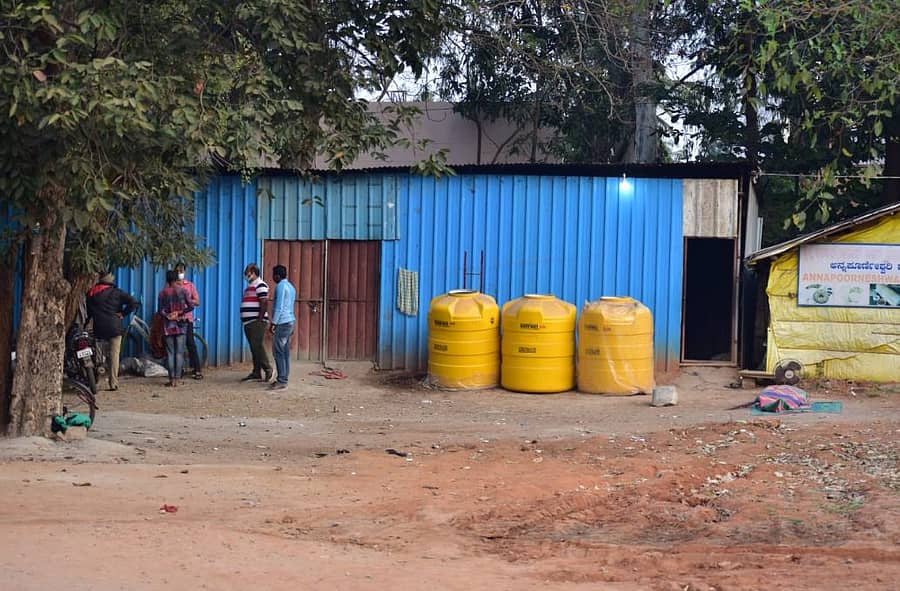 ತಲೆ ಮೇಲೆ‌ ಕಲ್ಲು ಹಾಕಿ‌ ಸೆಕ್ಯೂರಿಟಿ ಗಾರ್ಡ್ ಕೊಲೆ