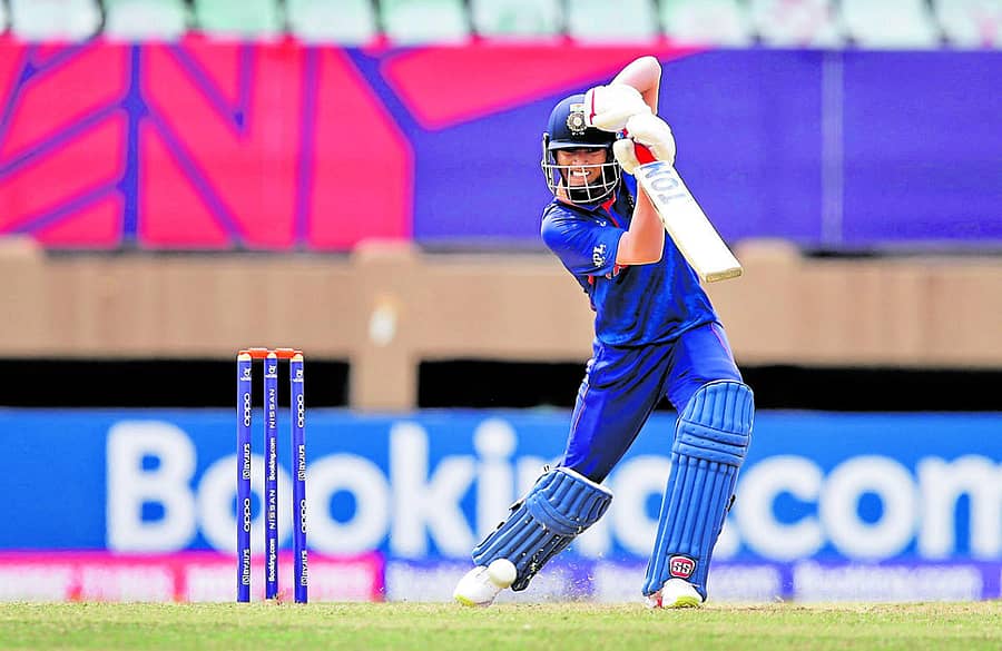 ಯಶ್ ಧುಳ್