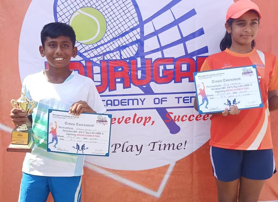 ಎ.ಎಸ್.ರಿತೀಶ್ ಅಭಿನವ್ ಮತ್ತು ಆದ್ಯ ಚೌರಾಸಿಯಾ