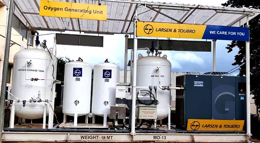 ಹುಬ್ಬಳ್ಳಿಯ ಕಿಮ್ಸ್ ಆವರಣದಲ್ಲಿ ಕಾರ್ಯನಿರ್ವಹಿಸುತ್ತಿರುವ ವೈದ್ಯಕೀಯ ಆಮ್ಲಜನಕ ಉತ್ಪಾದನಾ ಘಟಕ –ಪ್ರಜಾವಾಣಿ ಚಿತ್ರ: ಗೋವಿಂದರಾಜ ಜವಳಿ