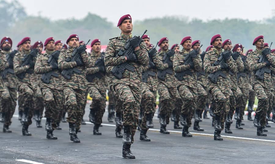 ಸೇನಾ ದಿನಾಚರಣೆಯಲ್ಲಿ ಹೊಸ ಸಮವಸ್ತ್ರ ತೊಟ್ಟ ಸೈನಿಕರು ಪಥಸಂಚಲನ ನಡೆಸಿದ್ದರು –ಪಿಟಿಐ ಚಿತ್ರ