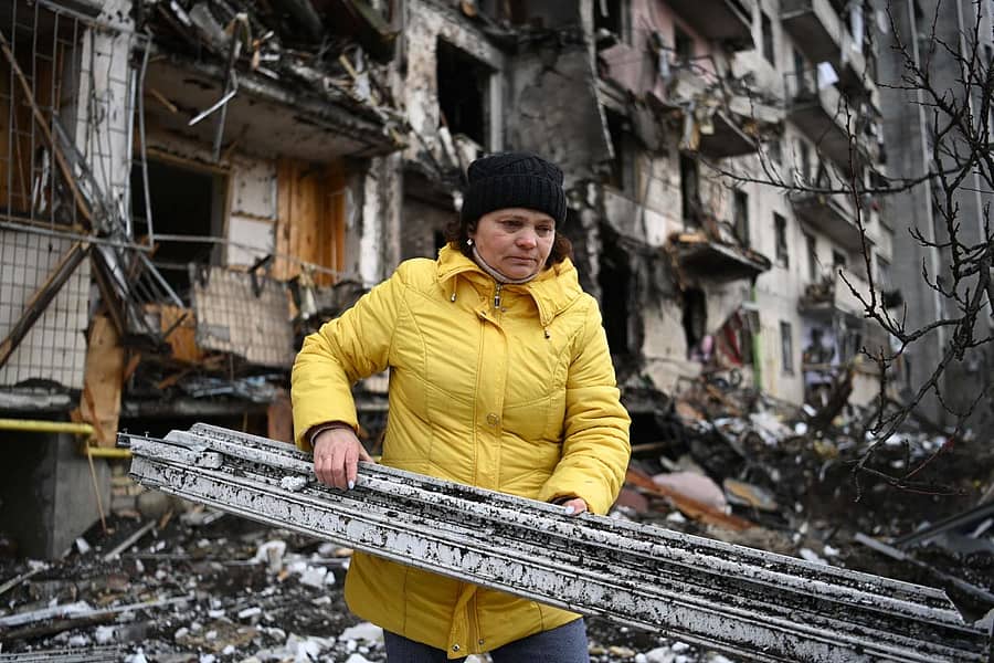 ರಷ್ಯಾ ಮಿಲಿಟರಿ ದಾಳಿಯಿಂದಾಗಿ ಉಕ್ರೇನ್‌ನಲ್ಲಿ ಜನವಸತಿ ಪ್ರದೇಶ ಹಾನಿಗೀಡಾಗಿರುವುದು  (ಎಎಫ್‌ಪಿ ಚಿತ್ರ)