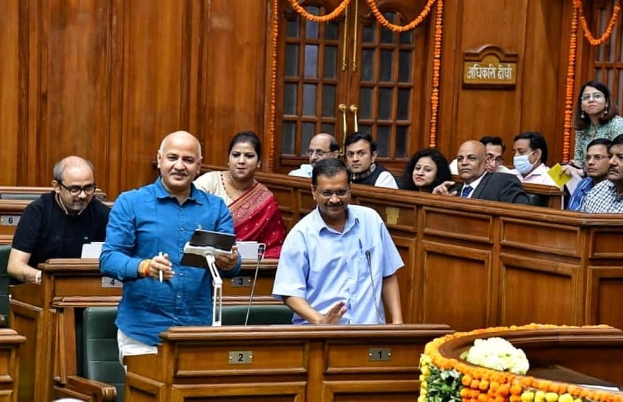 ಬಜೆಟ್ ಮಂಡಿಸುತ್ತಿರುವ ಮನೀಷ್ ಸಿಸೋಡಿಯಾ