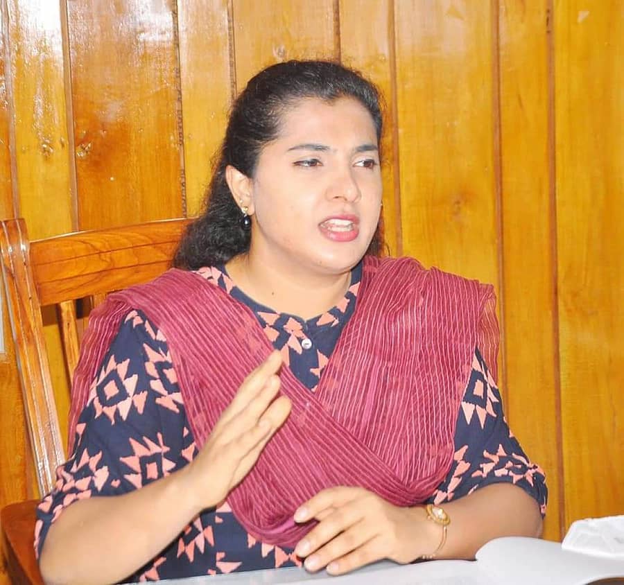 ಫೌಜೀಯಾ ತರುನ್ನುಮ್