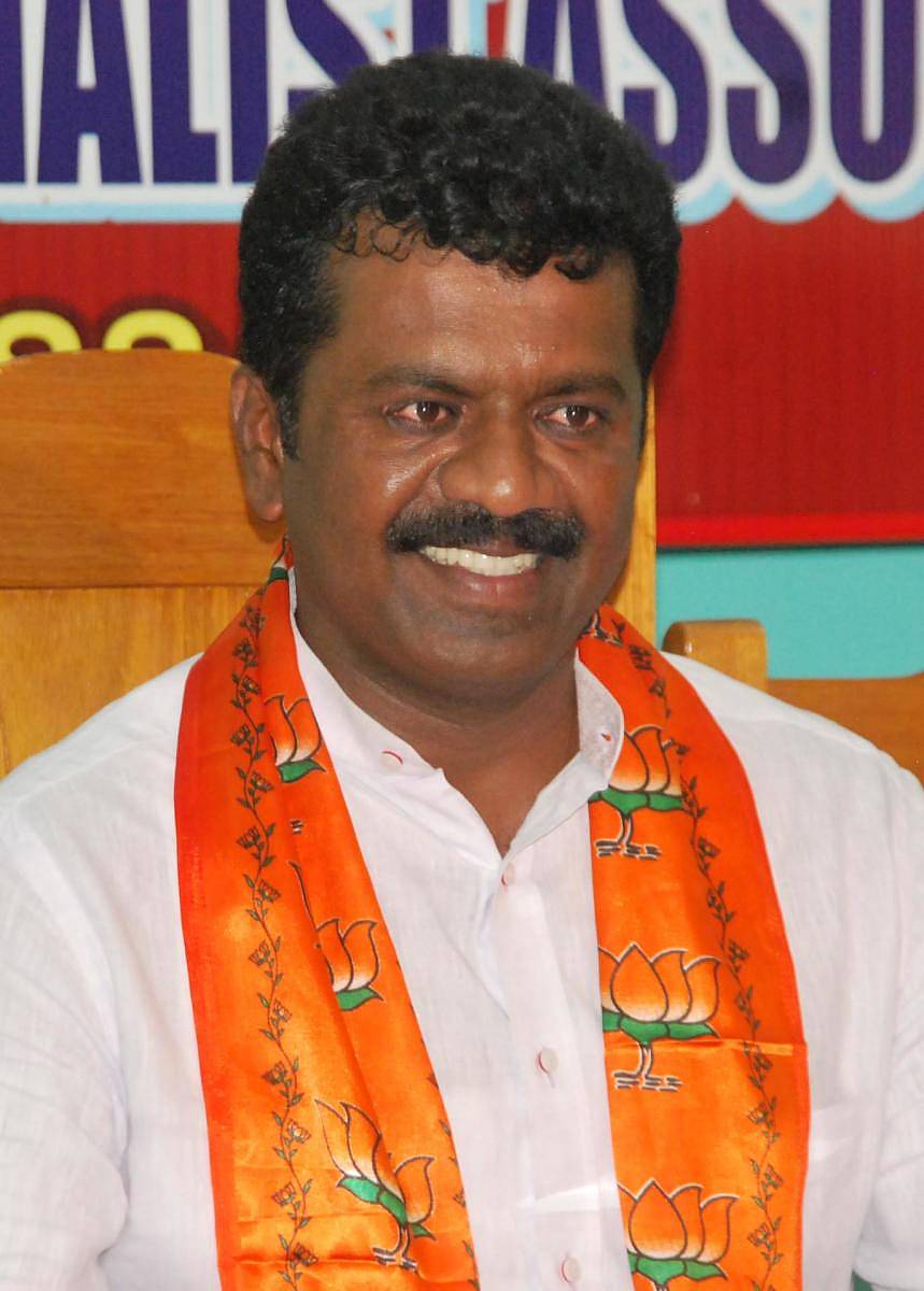 ಎಚ್.ಎಂ.ಸುರೇಶ್ ಕುಮಾರ್