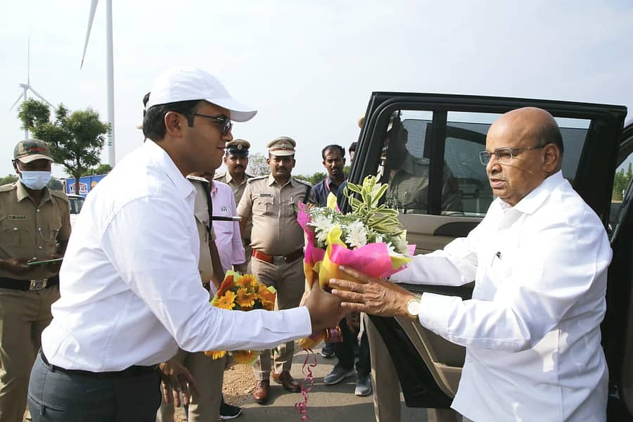 ತುಂಗಭದ್ರಾ ಜಲಾಶಯಕ್ಕೆ ರಾಜ್ಯಪಾಲರ ಭೇಟಿ