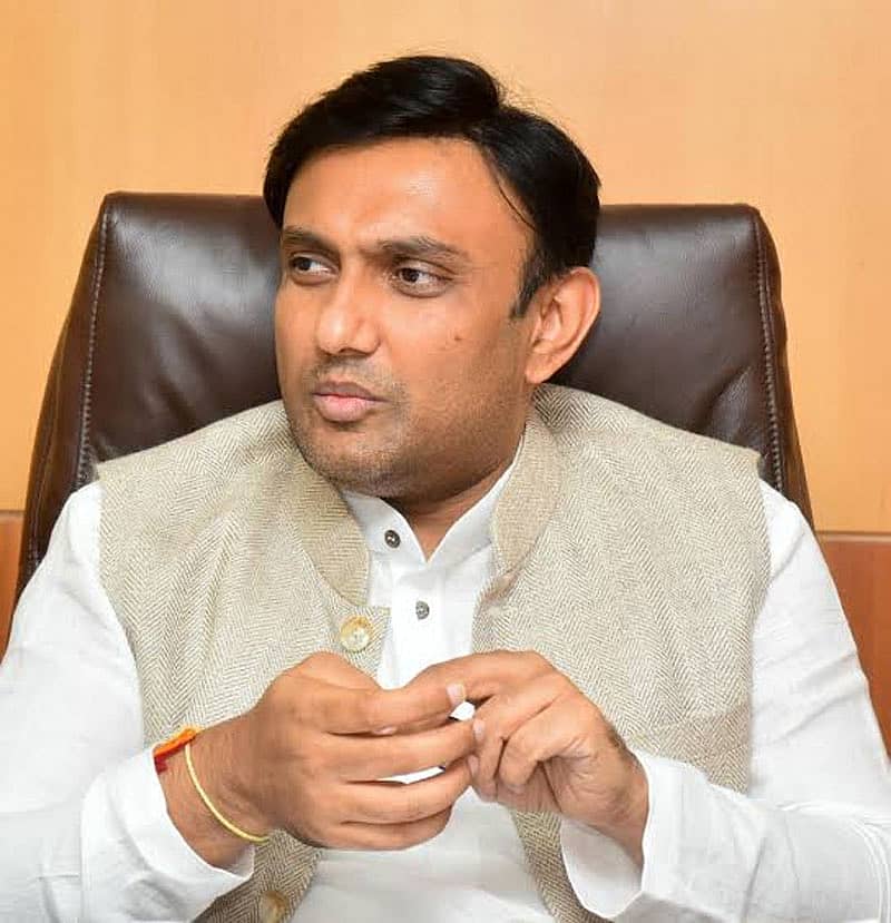 ಆರೋಗ್ಯ ಮತ್ತು ವೈದ್ಯಕೀಯ ಶಿಕ್ಷಣ ಸಚಿವ ಡಾ.ಕೆ.ಸುಧಾಕರ್