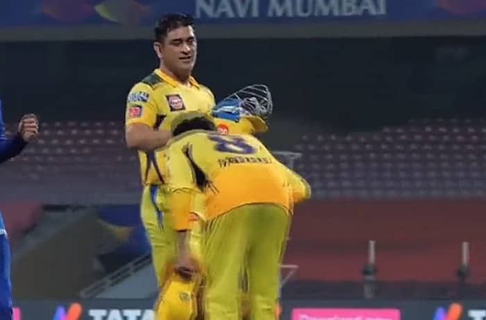 ಧೋನಿಗೆ ತಲೆಬಾಗಿದ ಜಡೇಜ