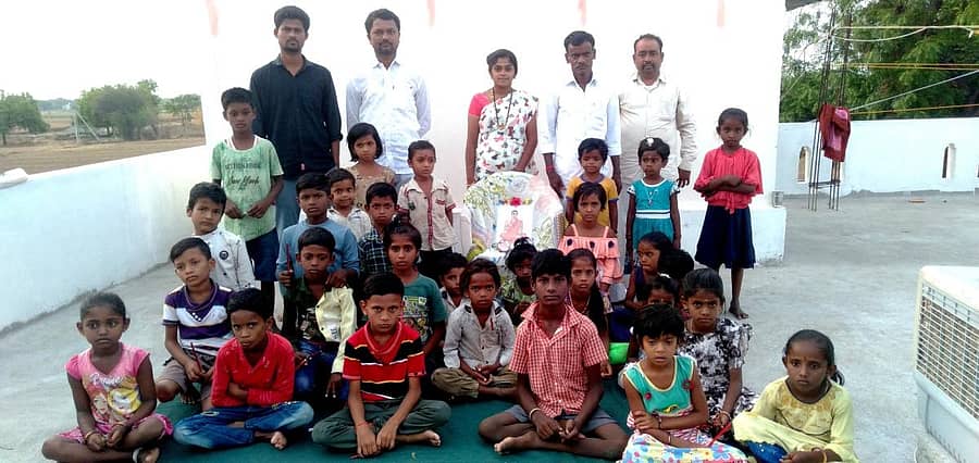 ಸೈದಾಪುರ ಸಮೀಪದ ಕೊಂಡಾಪುರ ಗ್ರಾಮದ ಕಲ್ಯಾಣ ಕರ್ನಾಟಕ ಮಾನವ ಸಂಪನ್ಮೂಲ ಕೃಷಿ ಮತ್ತು ಸಾಂಸ್ಕೃತಿಕ ಸಂಘದ ಪ್ರಗತಿ ಕೇಂದ್ರದಲ್ಲಿ ಬಸವ ಜಯಂತಿ ಆಚರಿಸಲಾಯಿತು