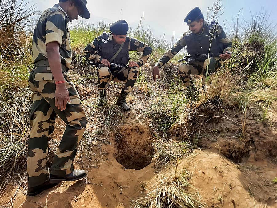 ಸಾಂಬಾದಲ್ಲಿ ಪತ್ತೆಯಾಗಿರುವ ಸುರಂಗ