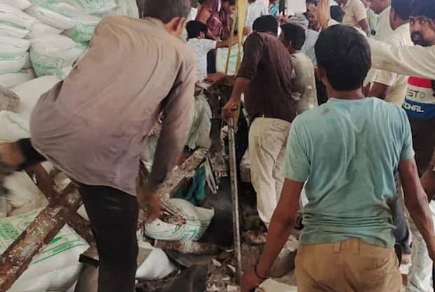 ರಕ್ಷಣಾ ಕಾರ್ಯಾಚರಣೆ ಪ್ರಗತಿಯಲ್ಲಿದೆ - ಐಎಎನ್‌ಎಸ್ ಚಿತ್ರ