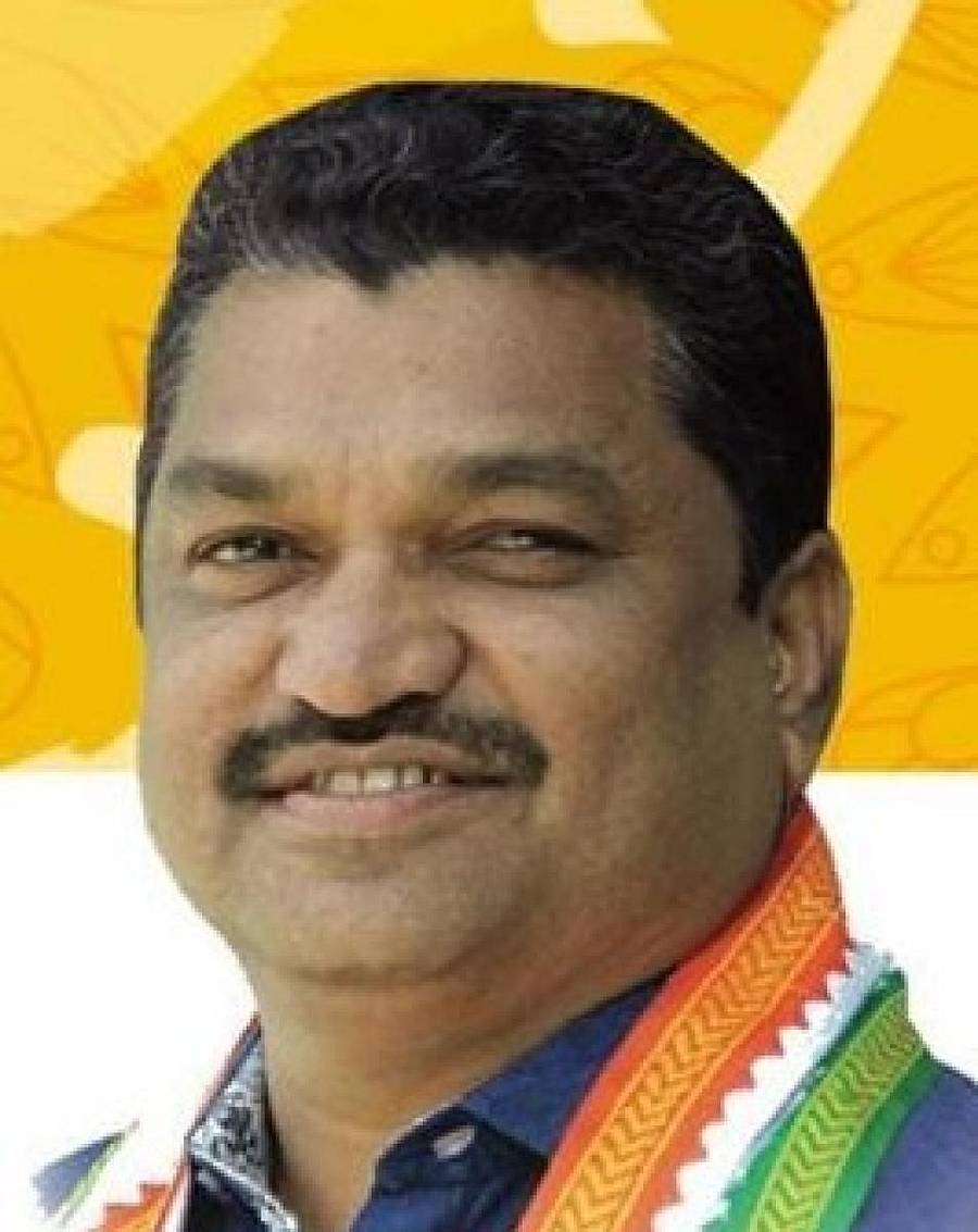 ಅಲ್ತಾಫ ಹಳ್ಳೂರ