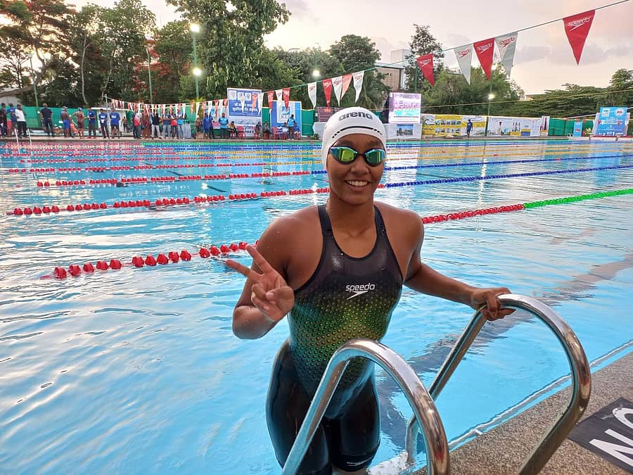 ಬೆಳಗಾವಿಯಲ್ಲಿ ನಡೆದ ಈಜು ಕೂಟದಲ್ಲಿ 2ನೇ ದಾಖಲೆ ಮಾಡಿದ ಬೆಂಗಳೂರಿನ ಬಸವನಗುಡಿ ಈಜು ಕೇಂದ್ರದ ರಿಧಿಮಾ ವೀರೇಂದ್ರಕುಮಾರ ಸಂಭ್ರಮ /ಪ್ರಜಾವಾಣಿ ಚಿತ್ರ: ಏಕನಾಥ ಅಗಸಿಮನಿ