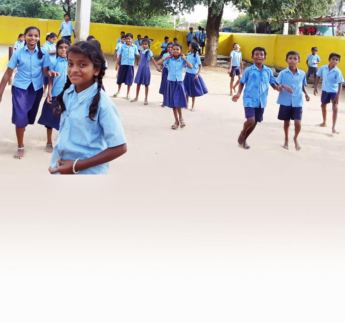 ಚಿತ್ರದುರ್ಗದ ಶಾಲೆಯೊಂದರಲ್ಲಿ ವಿದ್ಯಾರ್ಥಿಗಳ ಸಂಭ್ರಮ (ಸಂಗ್ರಹ ಚಿತ್ರ)