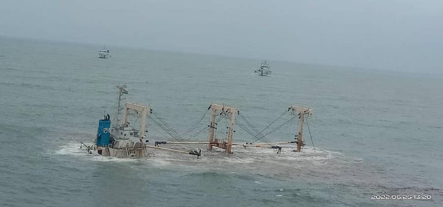 ಪ್ರಿನ್ಸೆಸ್ ಮಿರಾಲ್ ಹಡಗು ಅರಬ್ಬೀ ಸಮುದ್ರದಲ್ಲಿ ಮುಳುಗಿದೆ