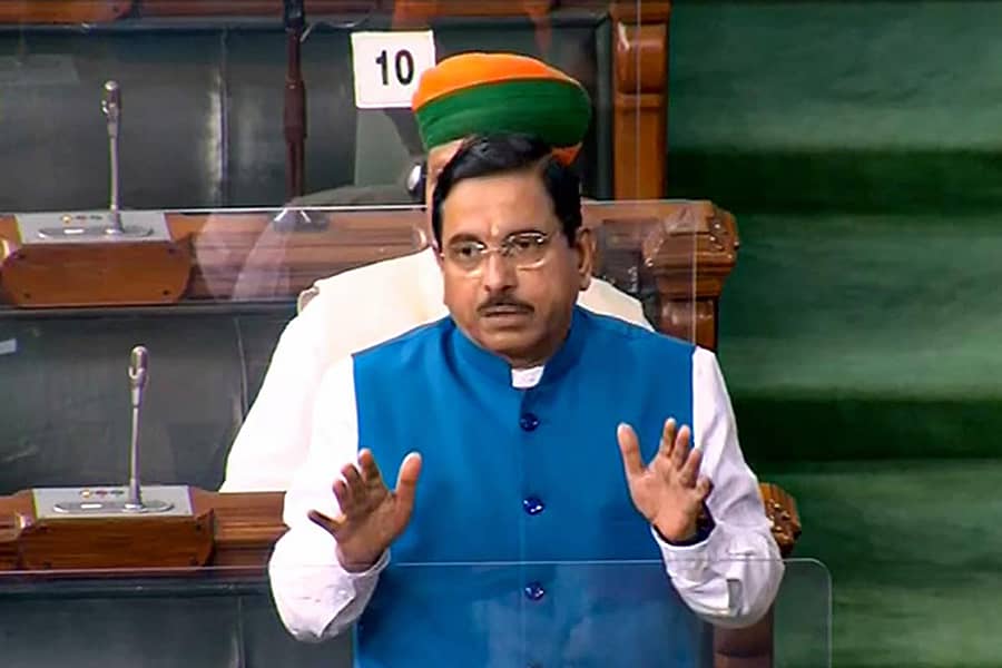  ಪ್ರಲ್ಹಾದ್ ಜೋಶಿ