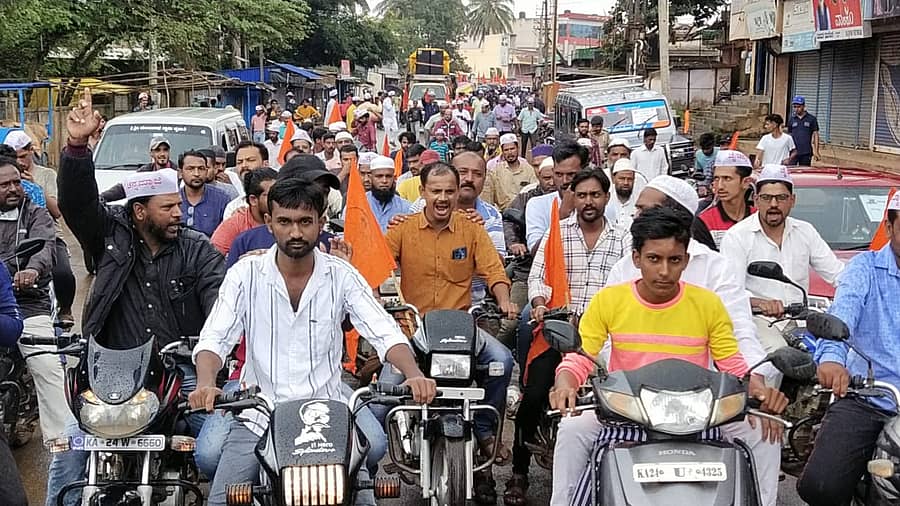 ಬಂದ್ ಬೆಂಬಲಿಸಿ ಯುವಕರ ಬೈಕ್ ರ್ಯಾರಿ