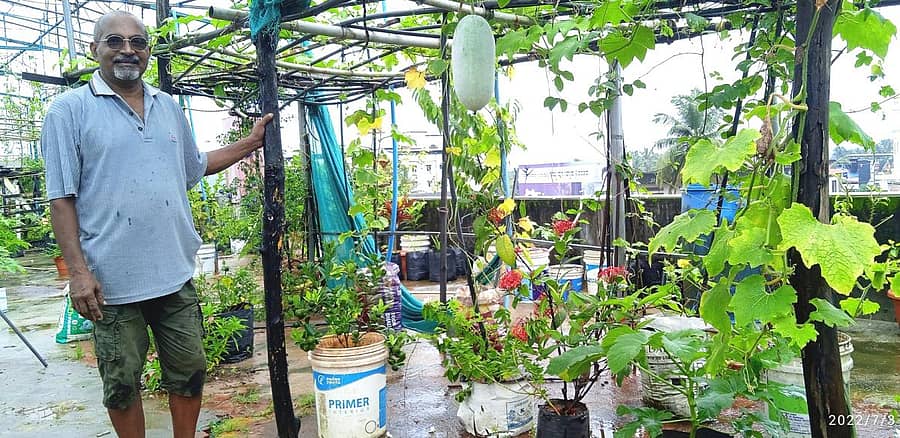 ಬಿ.ಸಿ.ರೋಡಿನ ಕೈಕಂಬದಲ್ಲಿ ತಾರಸಿ ಕೃಷಿ ಜೊತೆಗೆ ಡಾ.ಗೋವರ್ಧನ ರಾವ್