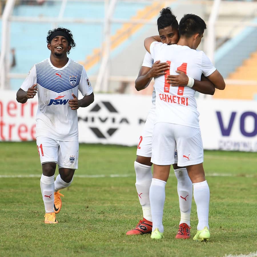 ರಾಯ್ ಕೃಷ್ಣ– ಸುನಿಲ್ ಚೆಟ್ರಿ ಸಂಭ್ರಮ– ಬಿಎಫ್‌ಸಿ ಟ್ವಿಟರ್‌ ಚಿತ್ರ