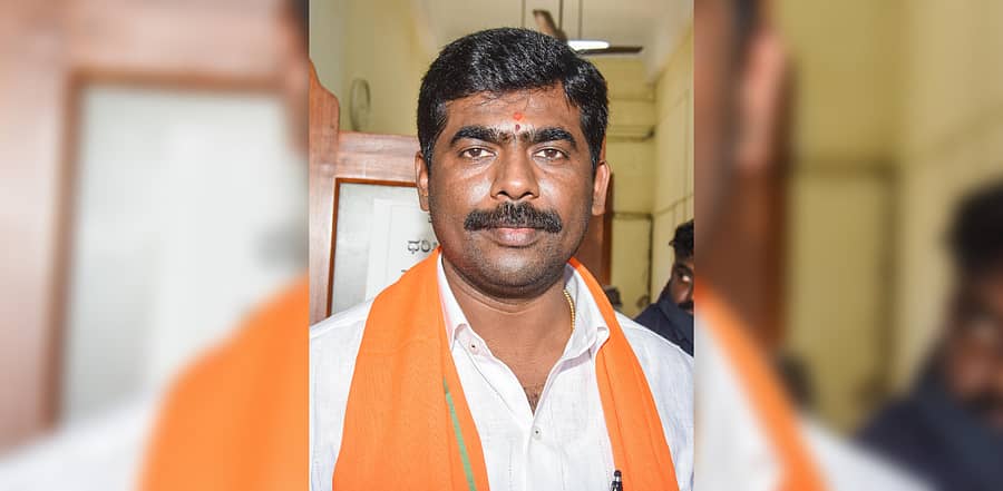 ಮುನಿರಾಜುಗೌಡ 