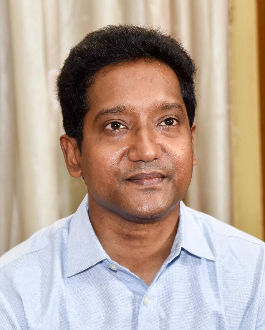 ಡಾ.ಬಗಾದಿ ಗೌತಮ್: ಜಿಲ್ಲಾಧಿಕಾರಿ