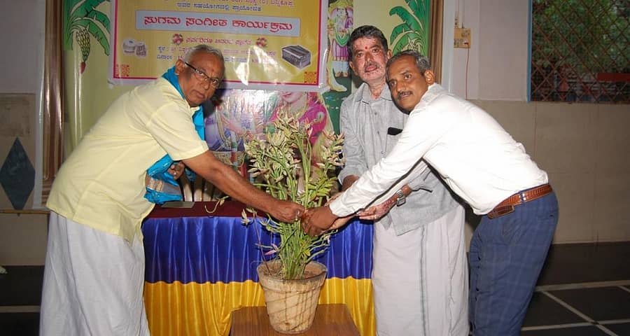 ಕೊಪ್ಪಳದ ವಿಠ್ಠಲಕೃಷ್ಣ ದೇವಸ್ಥಾನದಲ್ಲಿ ಸುಗಮ ಸಂಗೀತ ಕಾರ್ಯಕ್ರಮದ ಉದ್ಘಾಟನೆ ನಡೆಯಿತು