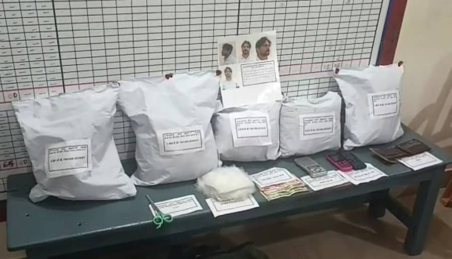 ಬಂಧಿತ ಆರೋಪಿಯಿಂದ 6.5 ಕೆ.ಜಿಯಷ್ಟು ಗಾಂಜಾವನ್ನು ವಶಪಡಿಸಿಕೊಳ್ಳಲಾಗಿದೆ.