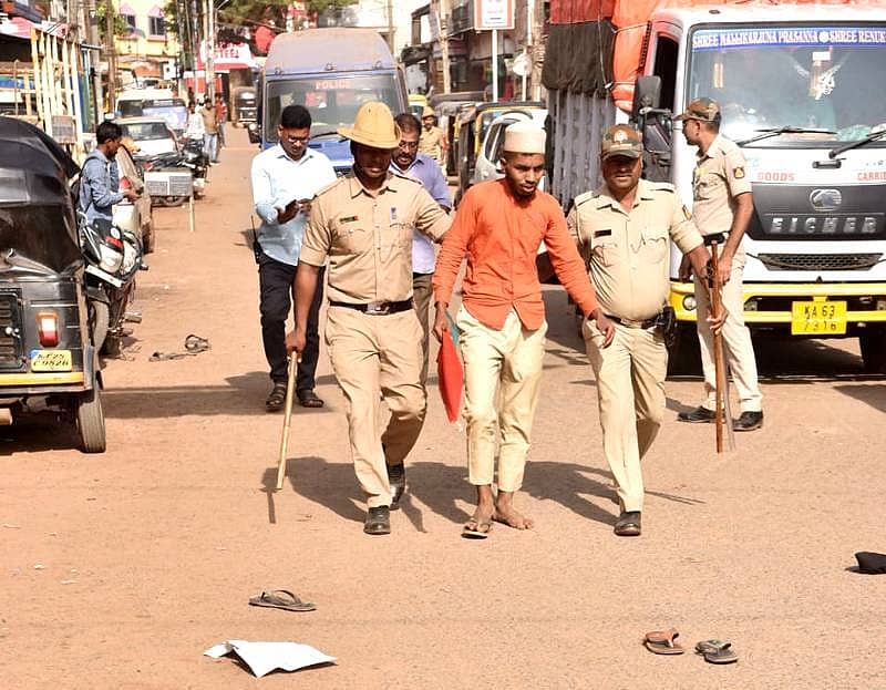 ಹುಬ್ಬಳ್ಳಿಯಲ್ಲಿ PFI ಕಾರ್ಯಕರ್ತರಿಂದ ಏಕಾಏಕಿ ಪ್ರತಿಭಟನೆ: ಲಾಠಿ ಚಾರ್ಜ್