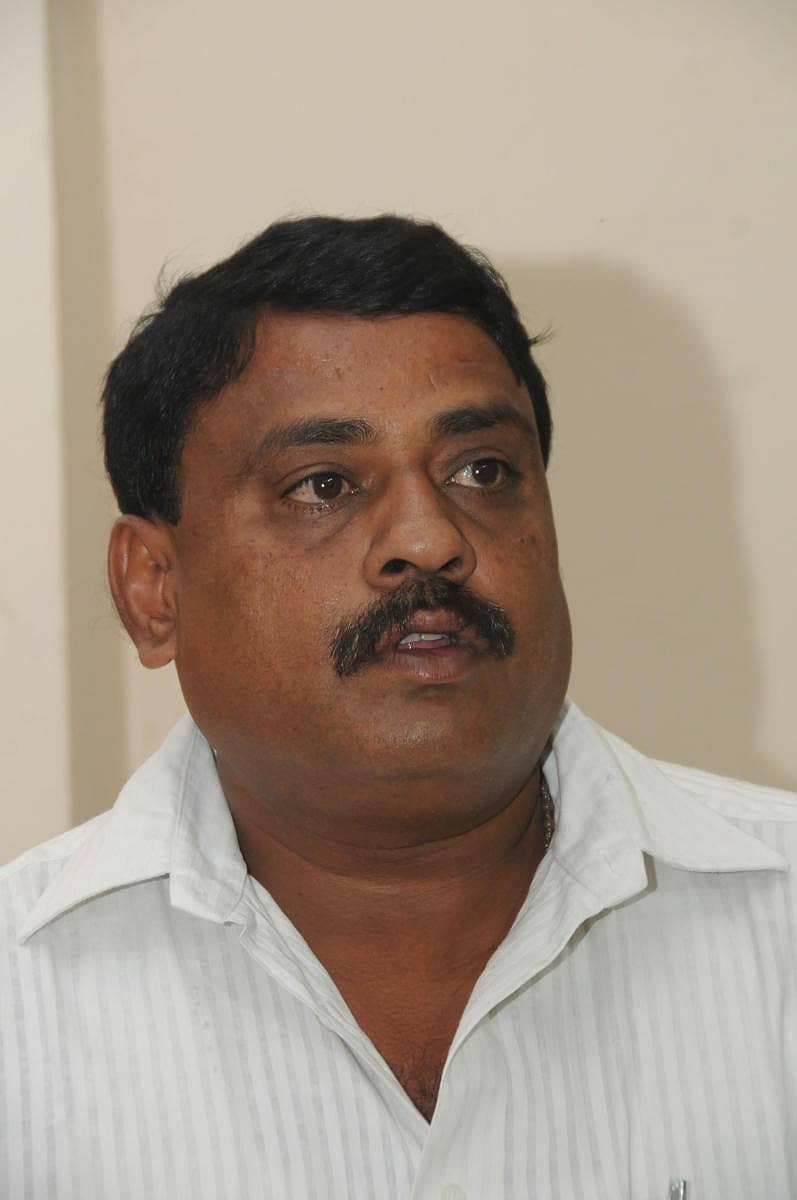 ಆರ್.ಧರ್ಮಸೇನ