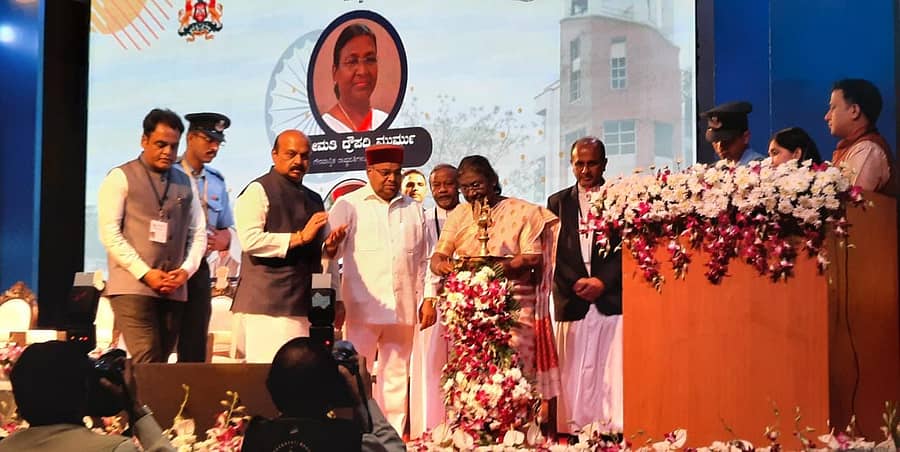 ಸೇಂಟ್ ಜೋಸೆಫ್ಸ್ ವಿಶ್ವವಿದ್ಯಾಲಯ ಉದ್ಘಾಟಿಸಿದ ರಾಷ್ಟ್ರಪತಿ