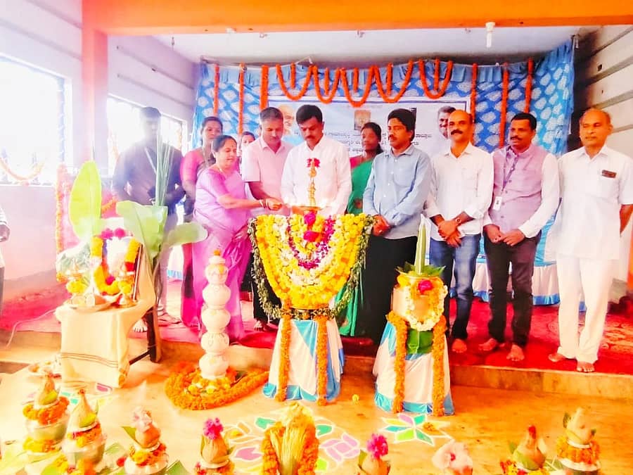 ಪಟ್ಟಣದಲ್ಲಿ ಹಮ್ಮಿಕೊಂಡಿದ್ದ ಜನಜಾಗೃತಿ ಸಮಾವೇಶವನ್ನು ಪುರಸಭೆ ಅಧ್ಯಕ್ಷೆ ಕಮಲ ರಾಜೇಂದ್ರ ಉದ್ಘಾಟಿಸಿದರು