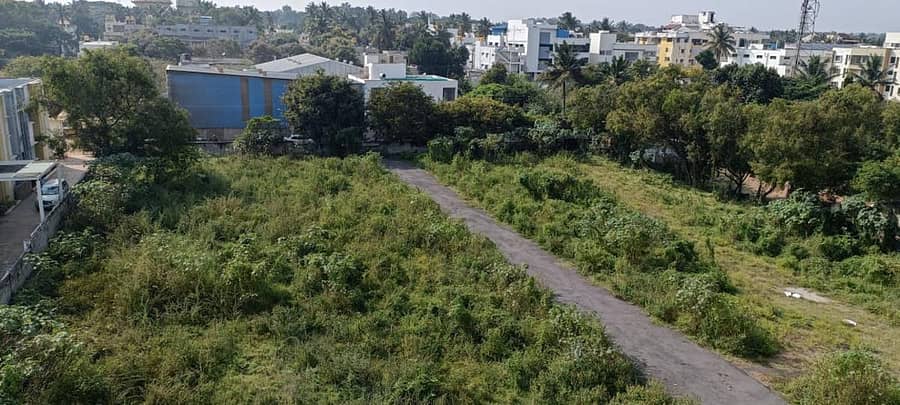 ಮೈಸೂರಿನ ವಿಶ್ವೇಶ್ವರ ನಗರದ 2ನೇ ಹಂತದಲ್ಲಿರುವ ಮೈಸೂರು ನಗರಾಭಿವೃದ್ಧಿ ಪ್ರಾಧಿಕಾರಕ್ಕೆ (ಮುಡಾ) ಸೇರಿದ ಆಸ್ತಿ