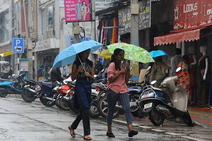 ಬೆಂಗಳೂರಿನಲ್ಲಿ ತುಂತುರು ಮಳೆ