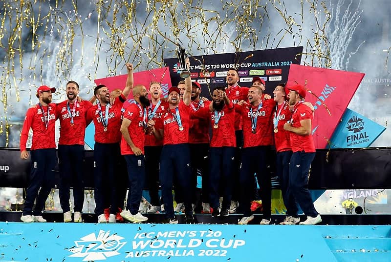 ಇಂಗ್ಲೆಂಡ್ ಚಾಂಪಿಯನ್