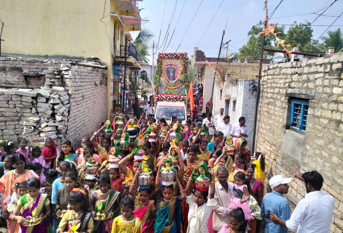 ‘ಕೆಂಭಾವಿ ಎರಡನೇ ಕಲ್ಯಾಣವಿದ್ದಂತೆ’