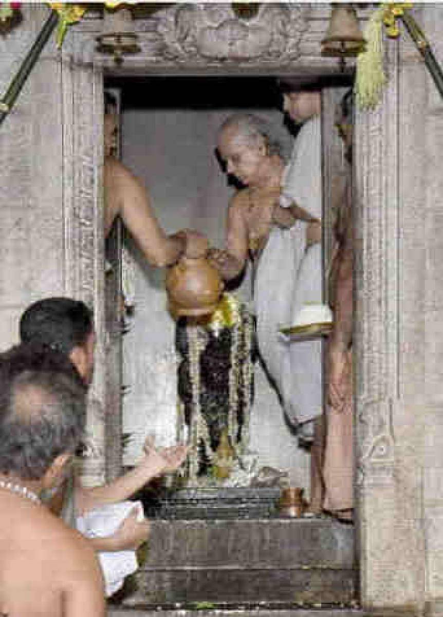 ಮಾಂಗೋಡು ವಾಸುಕಿ ಸುಬ್ರಹ್ಮಣ್ಯ ದೇವಸ್ಥಾನದಲ್ಲಿ ಬ್ರಹ್ಮಕಲಶೋತ್ಸವ ನಡೆಯಿತು.