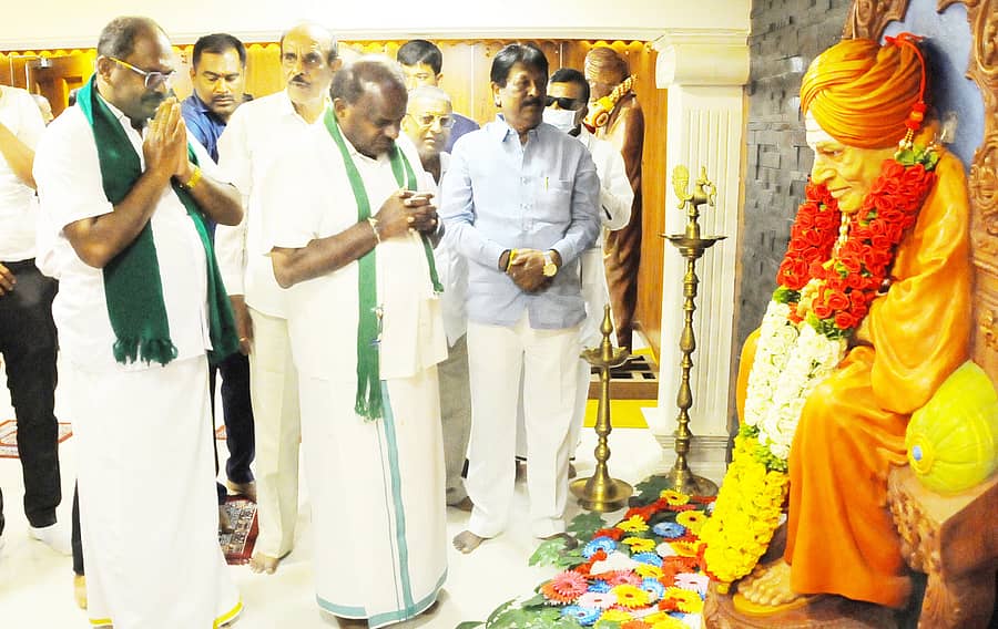 ಕುಮಾರಸ್ವಾಮಿ