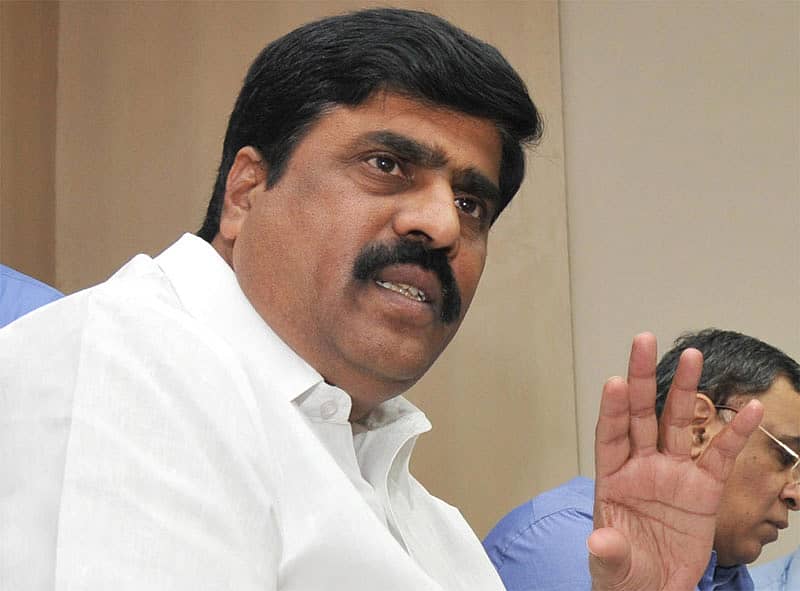 ಕರುಣಾಕರ ರೆಡ್ಡಿ