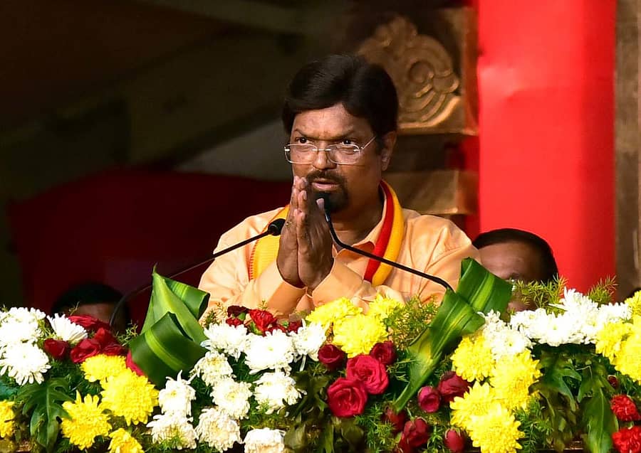 ಸಮ್ಮೇಳನದ ಸಮಾರೋಪದಲ್ಲಿ ಅಧ್ಯಕ್ಷೀಯ ಭಾಷಣ ಮಾಡಿದ ಕಸಾಪ ಅಧ್ಯಕ್ಷ ಡಾ. ಮಹೇಶ ಜೋಶಿ