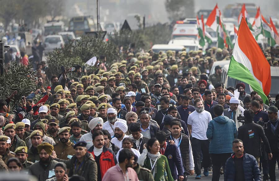 ರಾಹುಲ್‌ ಗಾಂಧಿ ನೇತೃತ್ವದ ಭಾರತ್‌ ಜೋಡೊ ಯಾತ್ರೆಯು ಸೋಮವಾರ ಜಮ್ಮುವಿಗೆ ತಲುಪಿದಾಗ ಬಿಗಿ ಪೊಲೀಸ್‌ ಬಂದೋಬಸ್ತ್‌  ಏರ್ಪಡಿಸಲಾಗಿತ್ತು –ಪಿಟಿಐ ಚಿತ್ರ