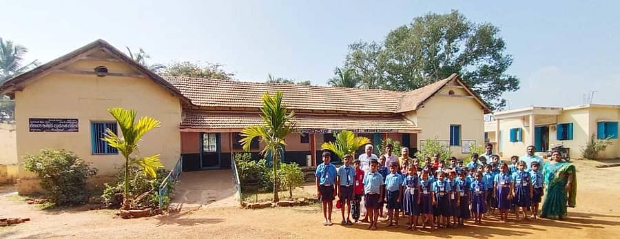 ಬಸವಾಪಟ್ಟಣ ಸಮೀಪದ ಕೋಟೆಹಾಳು ಸರ್ಕಾರಿ ಹಿರಿಯ ಪ್ರಾಥಮಿಕ ಶಾಲೆಯ ನೋಟ.